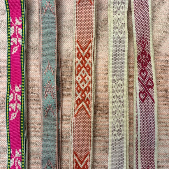 Source Unknown Colorful Patterned Belts - Picture 1 of 6
